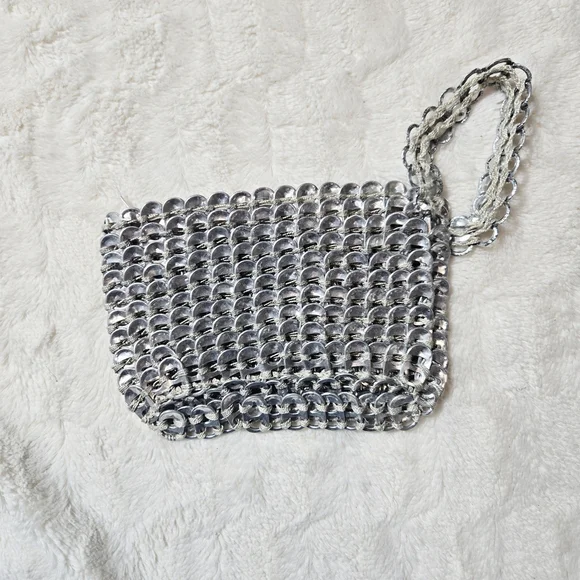 Handmade | Wristlet Clutch - Picture 3 of 4